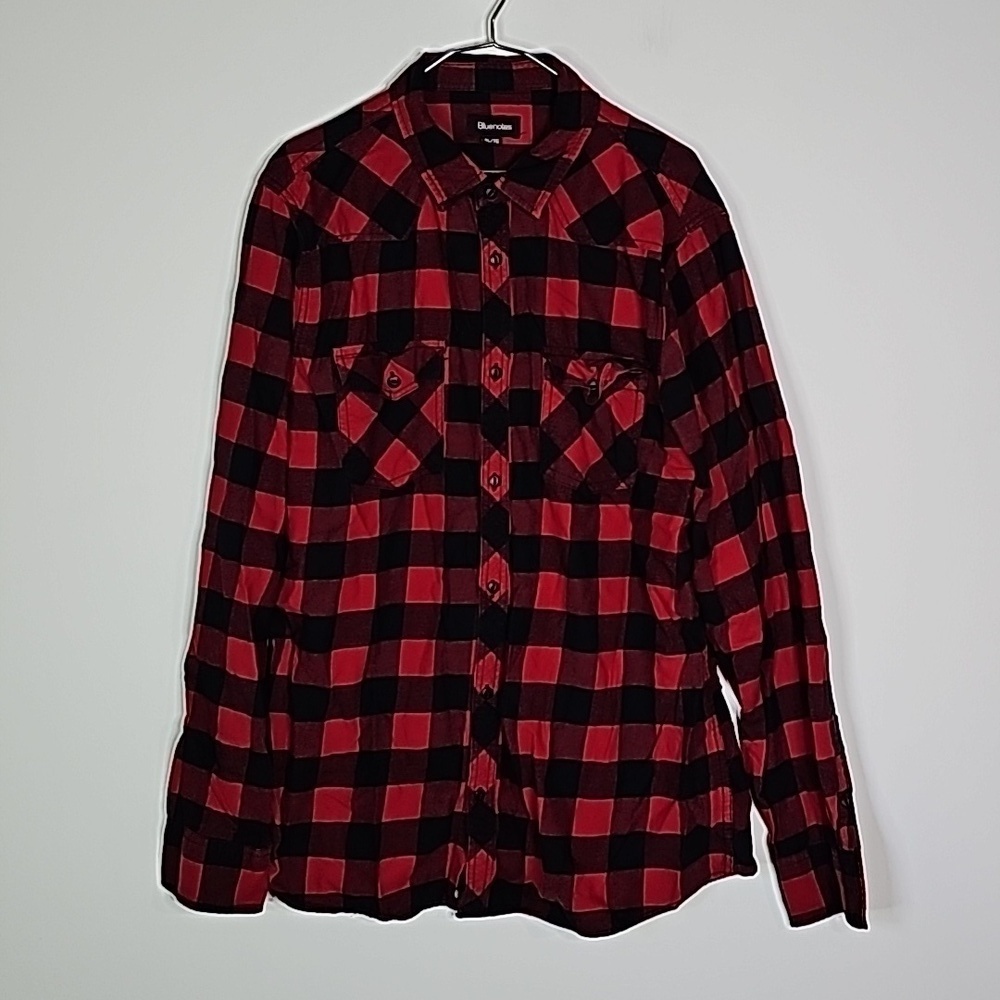 Bluenotes XL red and black plaid long sleeve button down shirt